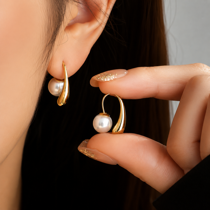 Poise Pearls Sculptural Earrings
