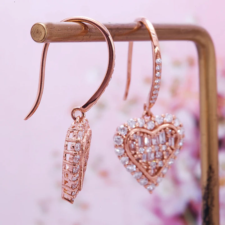 Léa | 14k Sold Gold Diamond Earrings