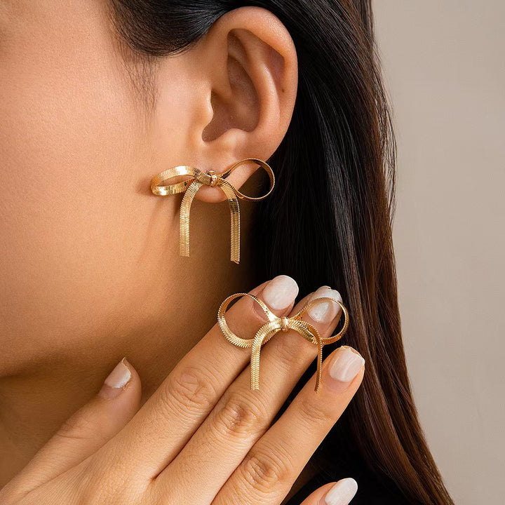 Bella Bow Earrings
