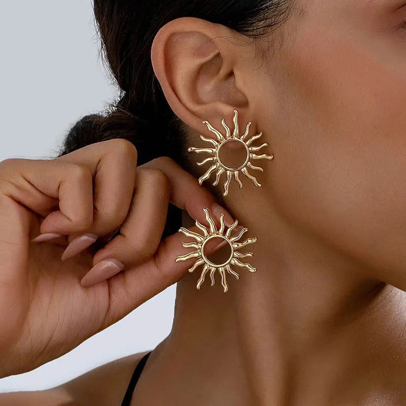 Éclat Solaire Studs