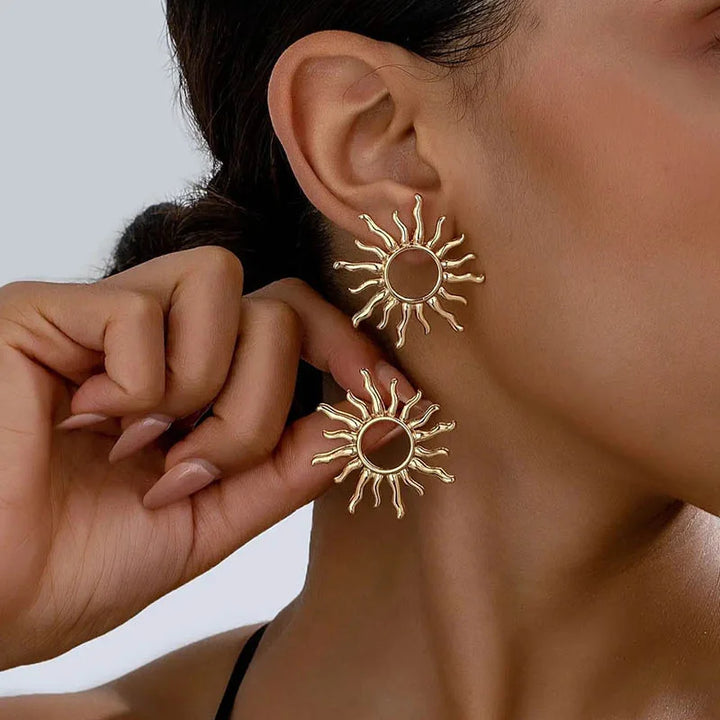 Éclat Solaire Studs