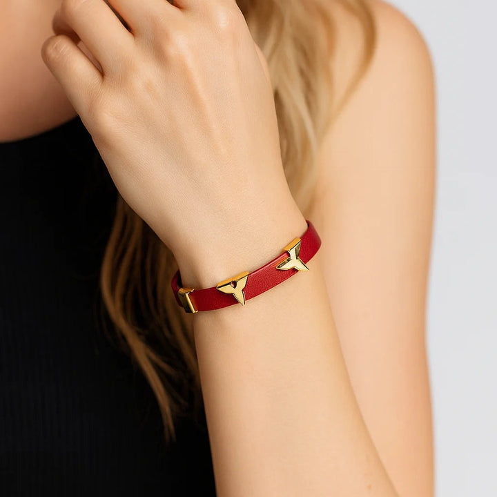 Hidden Edge Leather Bracelet