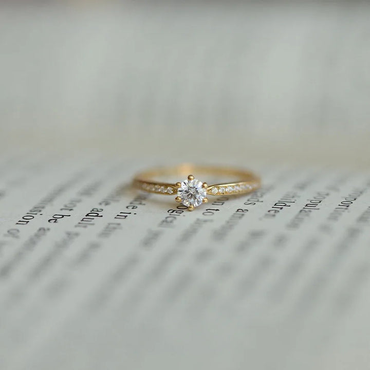 Yennefer Pavé Zircon Ring