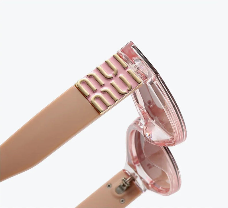 Iselle Vanté Tinted Sunglasses