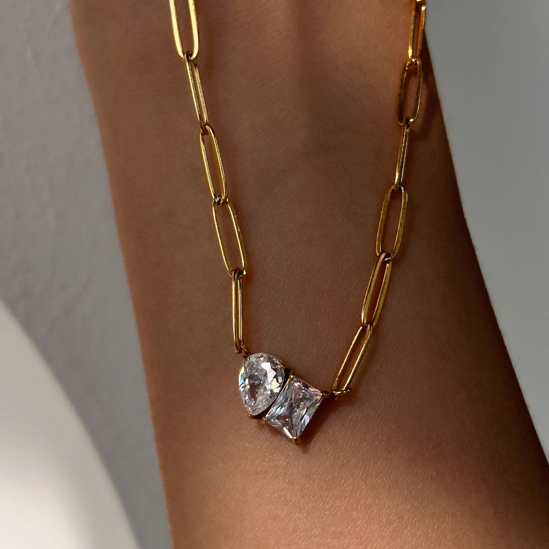 Céliana Waterproof Necklace