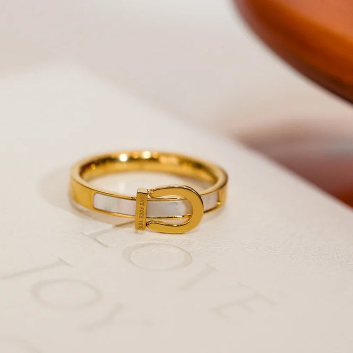 Annie & Grace Waterproof Ring