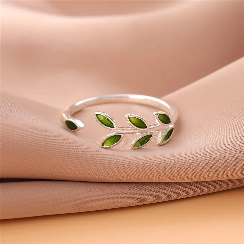 Iris | Sterling Silver Ring