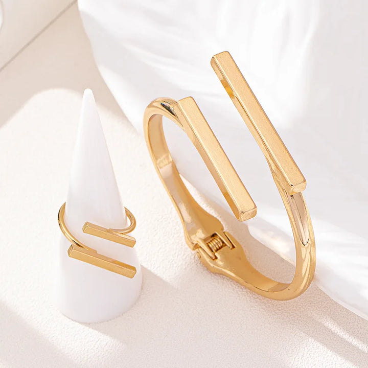 Petra Line Set