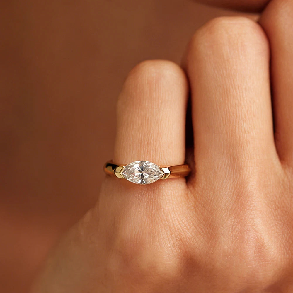 Súltana Diamond Silver Ring