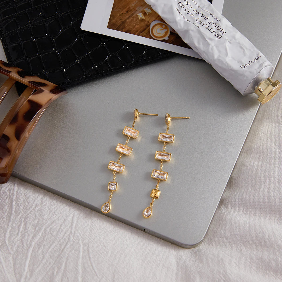 Étheria Cascada Steel Earrings