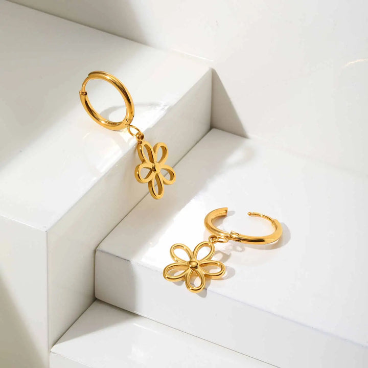 Pretty Outline Waterproof Earrings