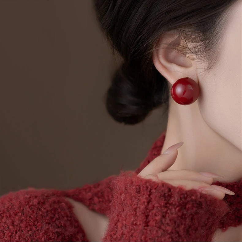 Effortlessness Pearl Studs
