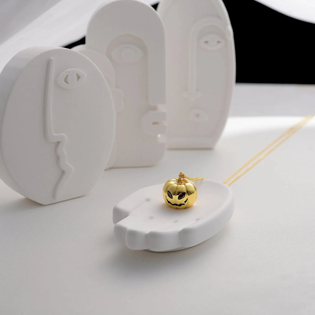 Hollow Scream Pumpkin Necklace