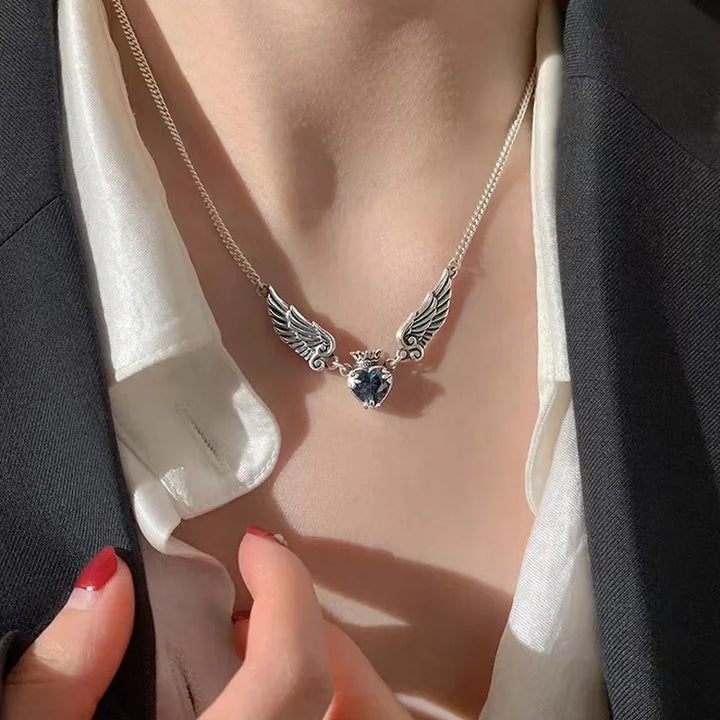 Monarch Crest Jewelry Set