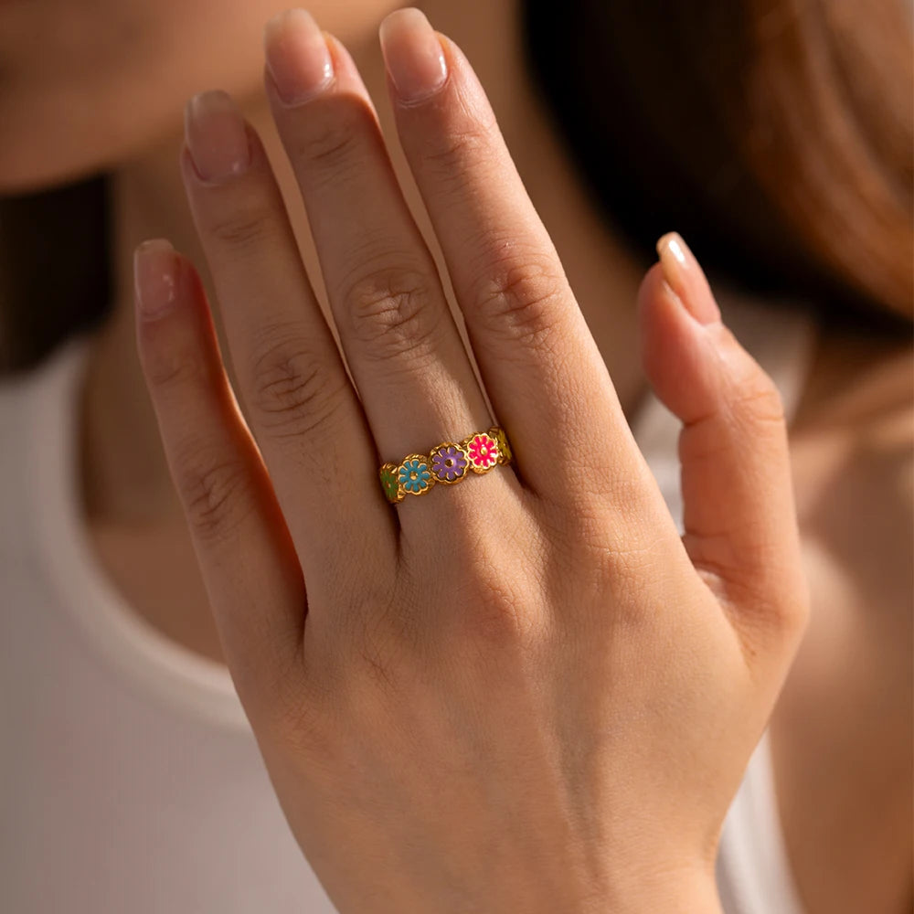 Elenya Daisy Waterproof Ring