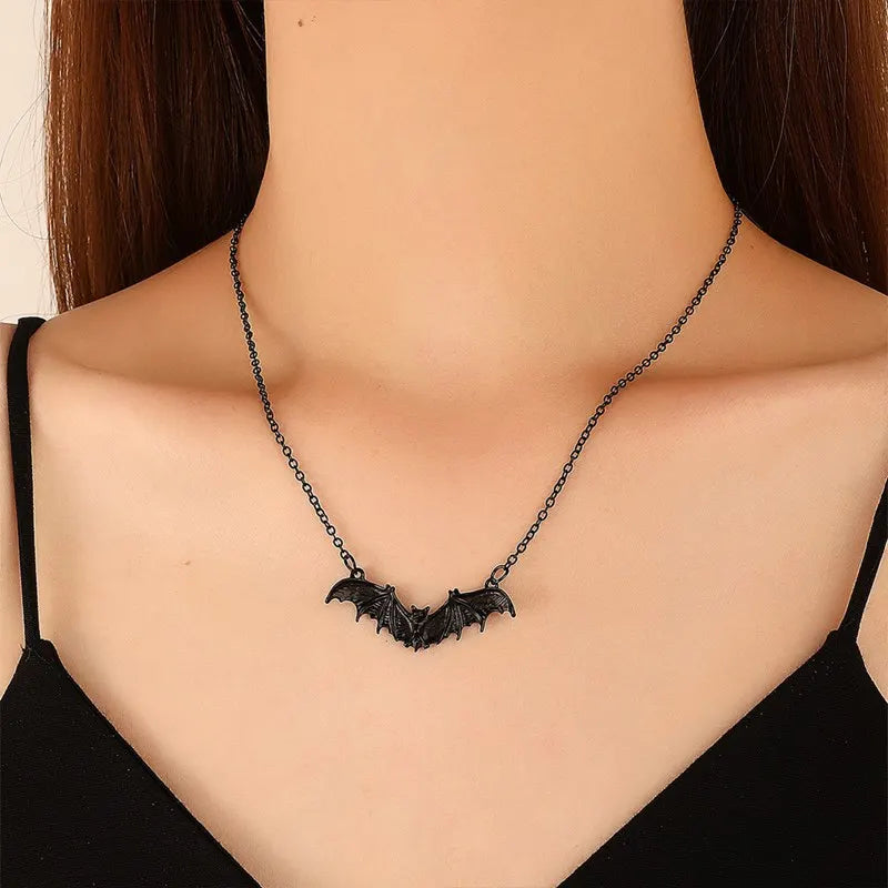Batwoman's Singal Necklace