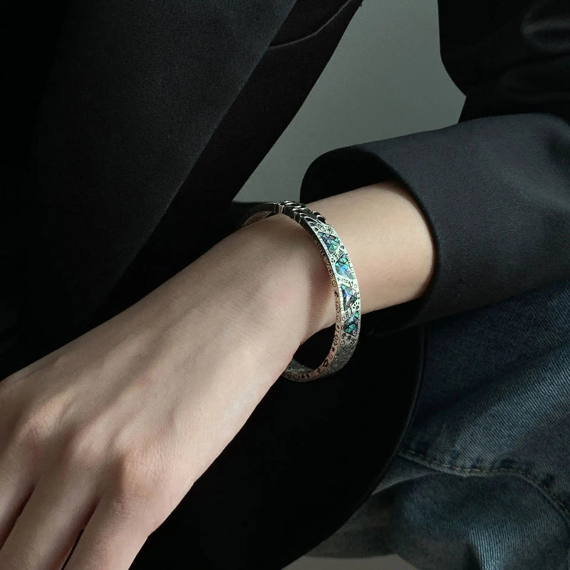 Shiloh Groove Grafitti Cuff
