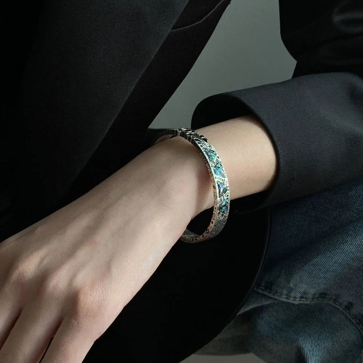 Shiloh Groove Grafitti Cuff