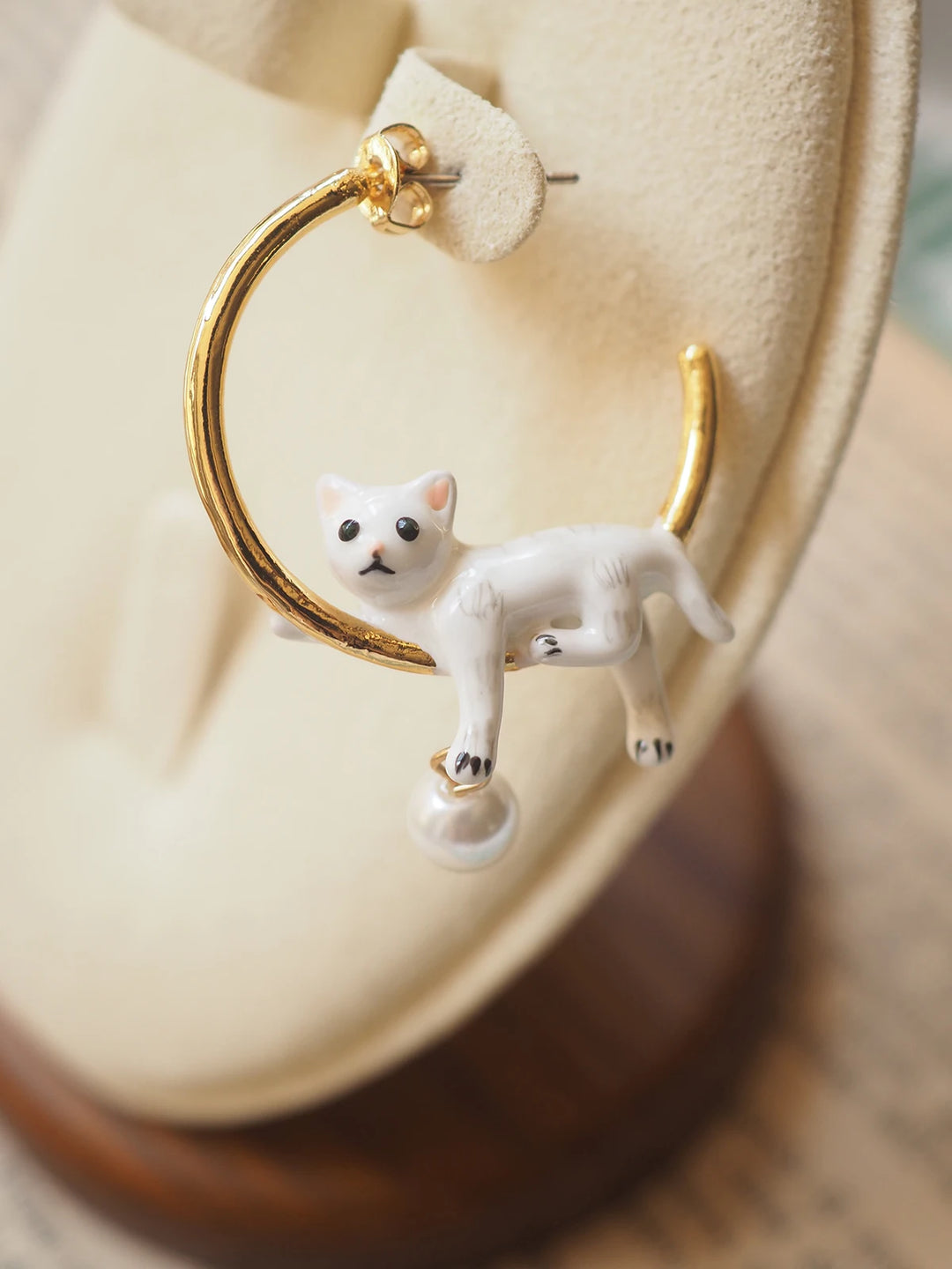 Artist’s Cat Hoop & Pendant