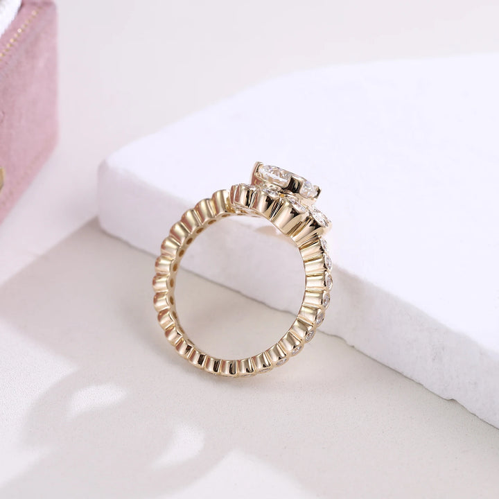 Centria Diamond Solid Gold Ring
