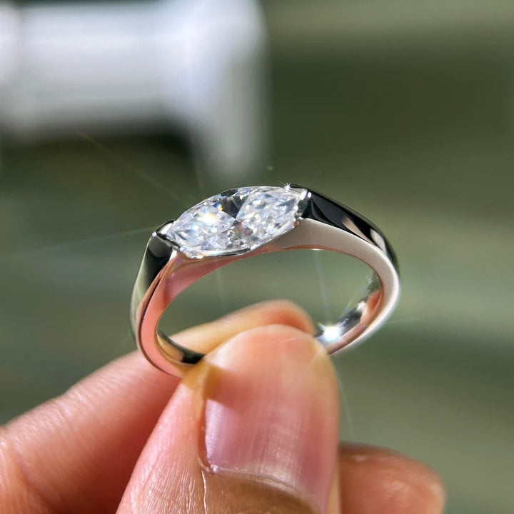 Súltana Diamond Silver Ring