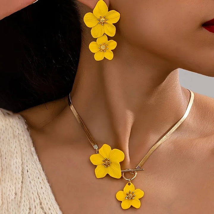 Nyomi Plum Bloom Set