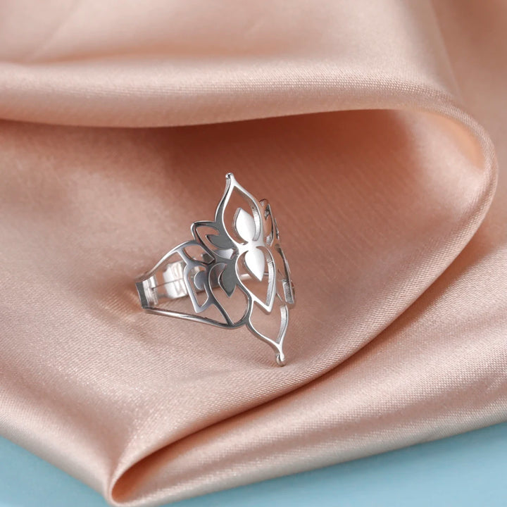 Lotia Crown Ring