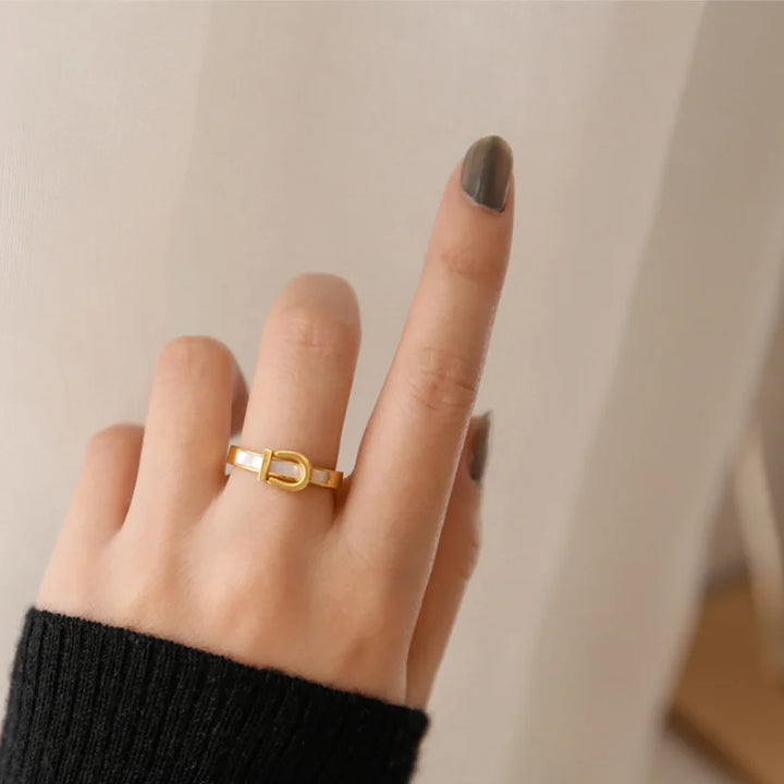 Annie & Grace Waterproof Ring