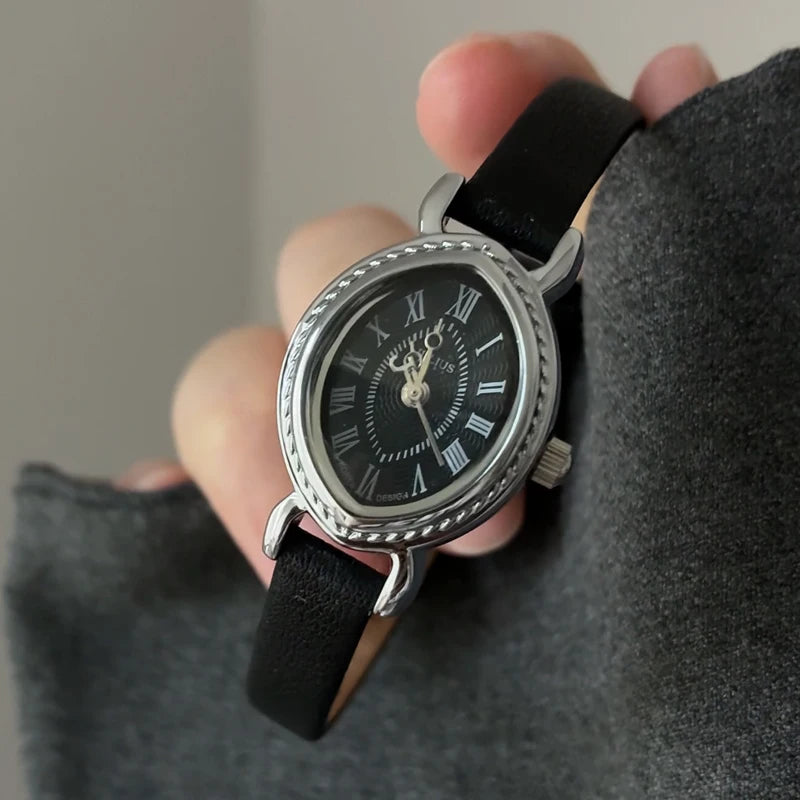 Alice's Clockwork Timepiece