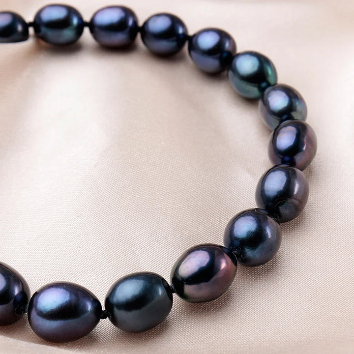 Midnight Tide Pearl Choker