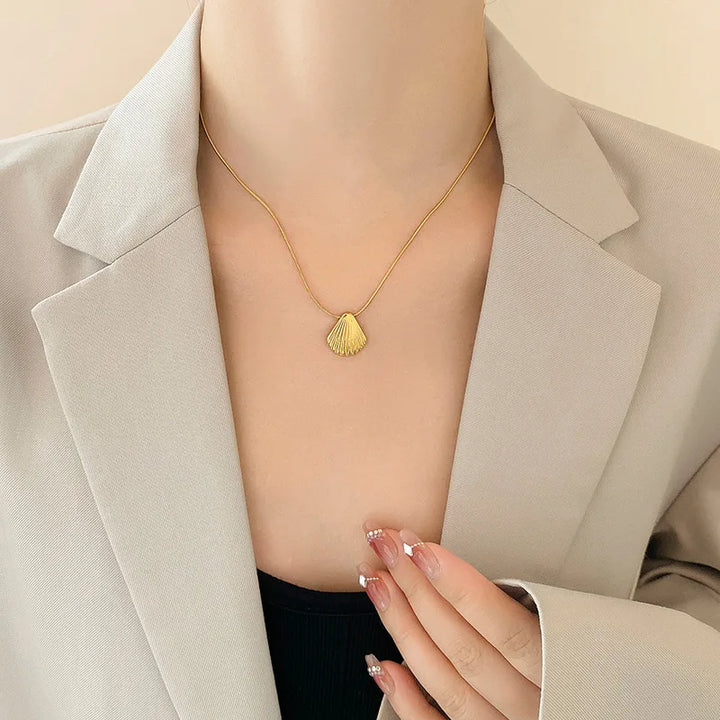 Claremont Shell Necklace