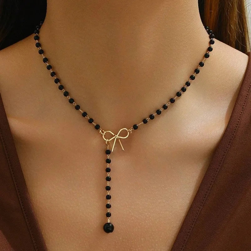 Little Bowie Line Necklace