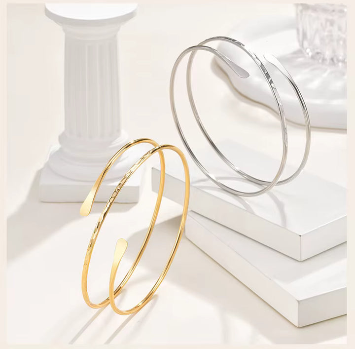 Olena Waterproof Armband