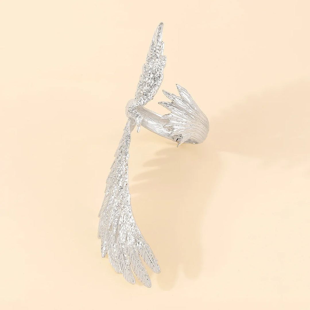 Aviella Arc Bracelet