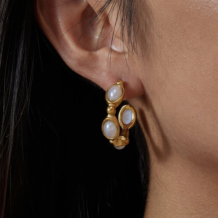 Pearls On Repeat Earrings