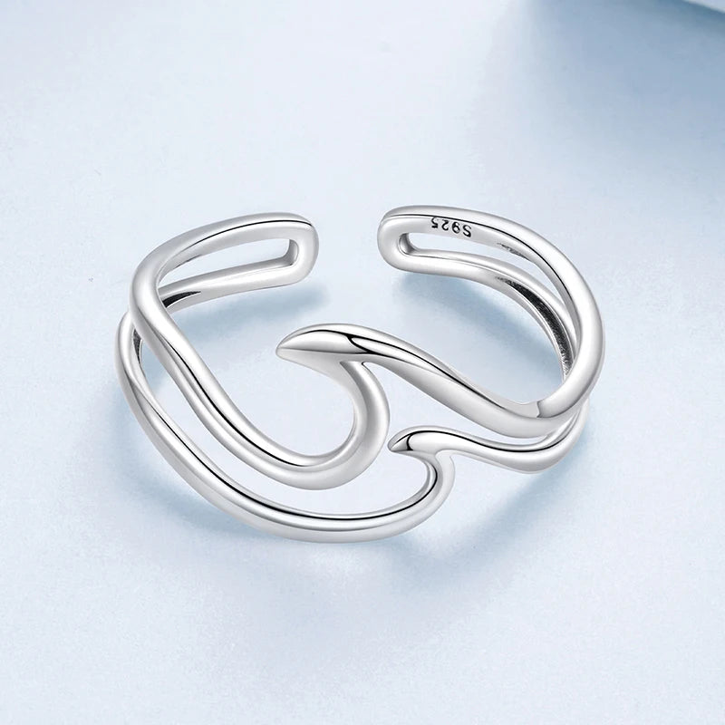 Gifted Tide Silver Ring