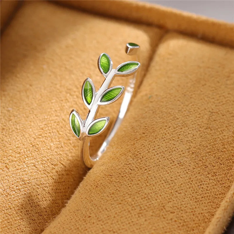 Iris | Sterling Silver Ring