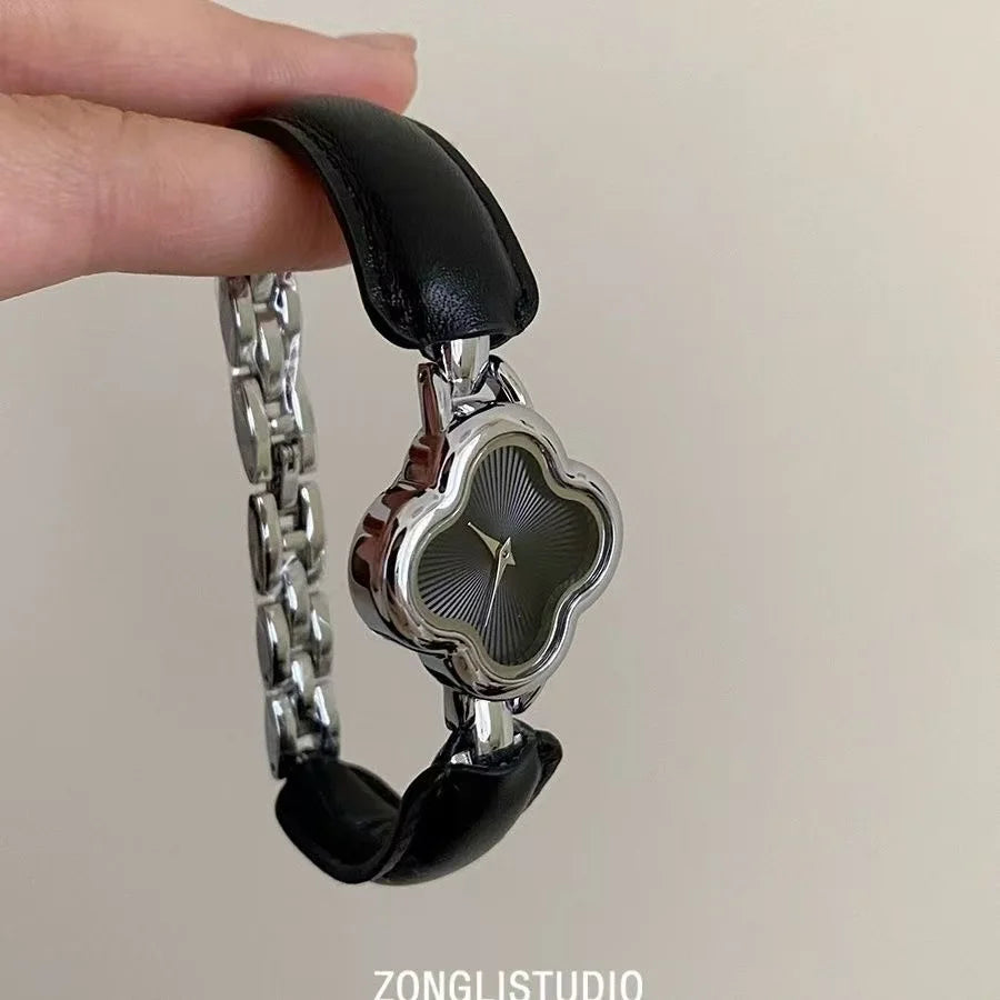 Clarette Clover Quartz Watch