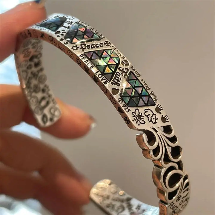Shiloh Groove Grafitti Cuff