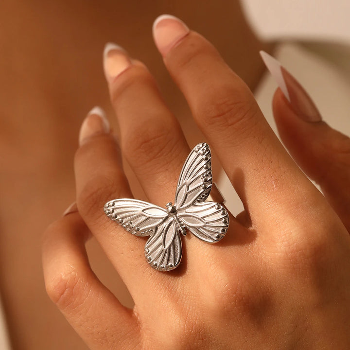 Papillonne Wings Ring