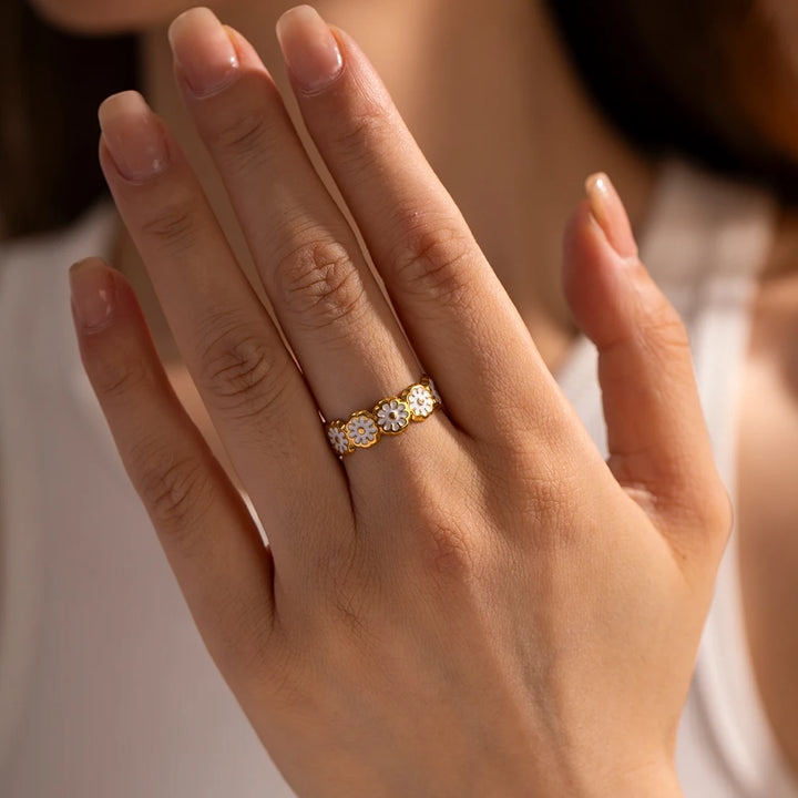 Elenya Daisy Waterproof Ring