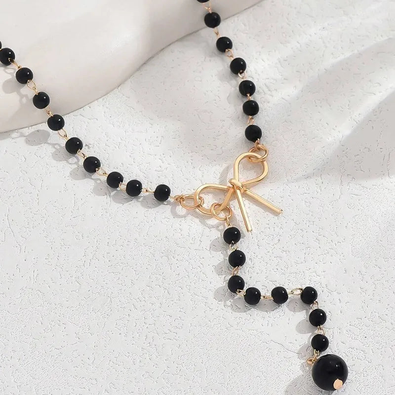 Little Bowie Line Necklace