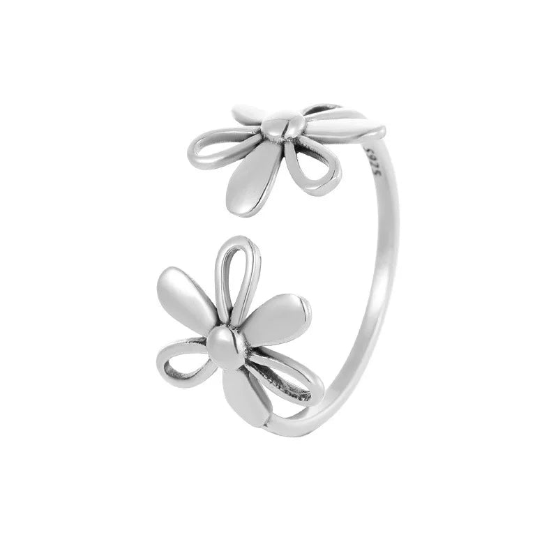 Alinéa Sterling Silver Ring