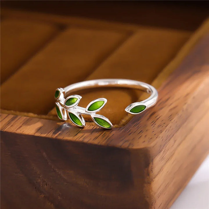 Iris | Sterling Silver Ring