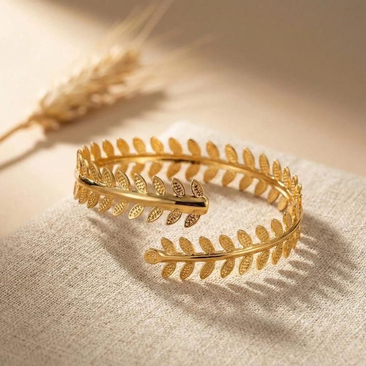 Olympia Laurel Armlet