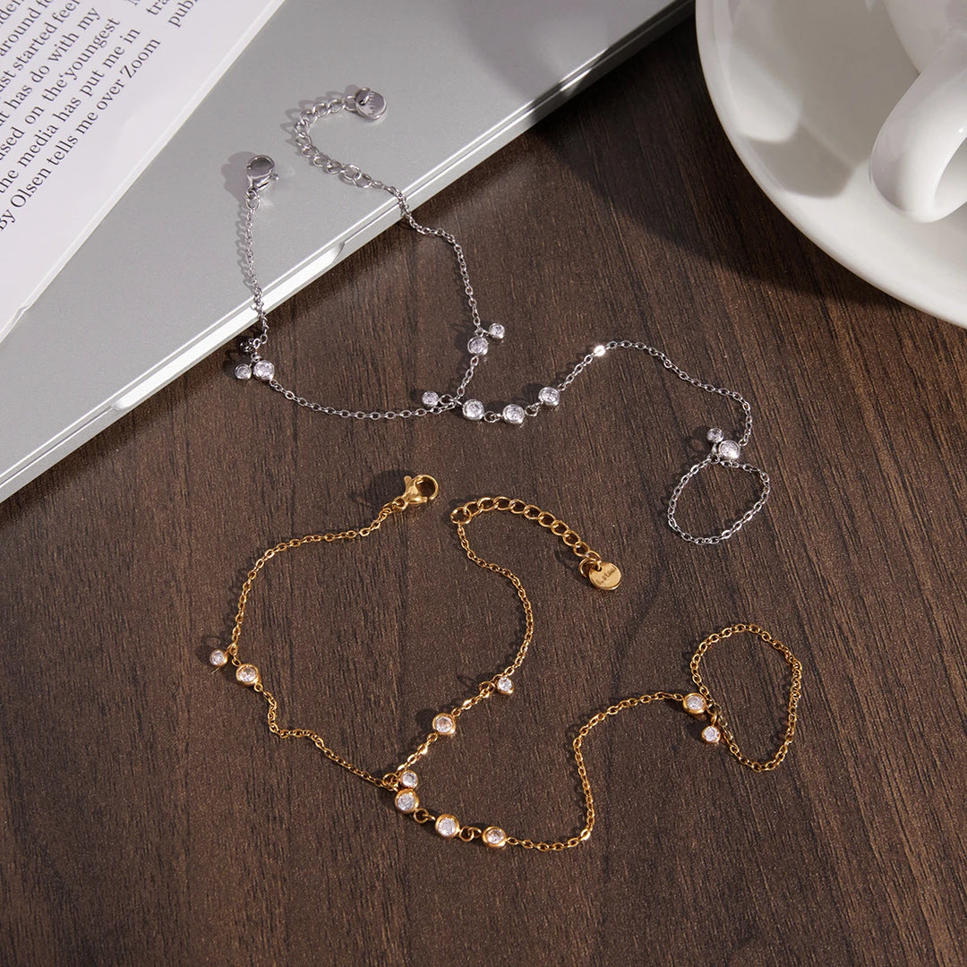 Rivière D'or Waterproof Hand Chain