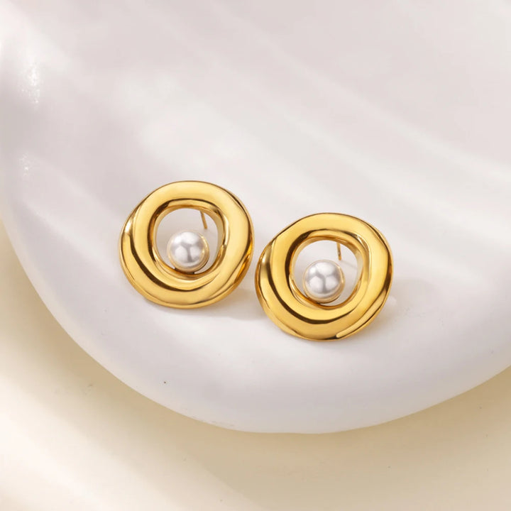 Sirenna Pearl earrings