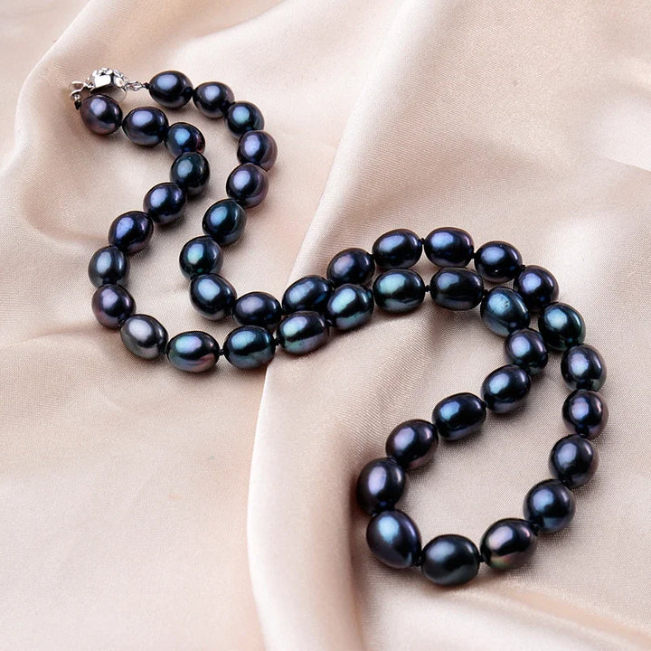 Midnight Tide Pearl Choker