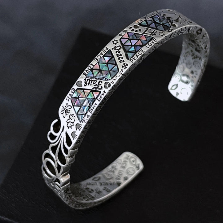 Shiloh Groove Grafitti Cuff