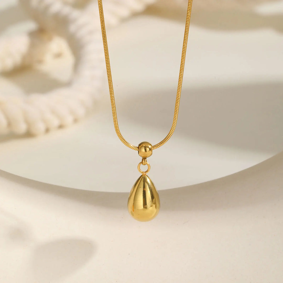 Orrin Teardrop Necklace